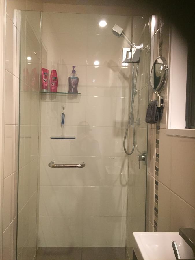 Accommodation in Frimley Hastings Esterno foto